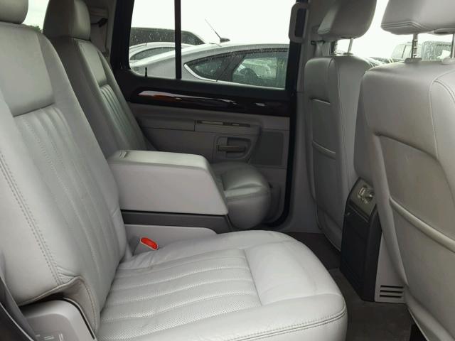 5LMEU88H05ZJ24509 - 2005 LINCOLN AVIATOR 黑色 照片 6