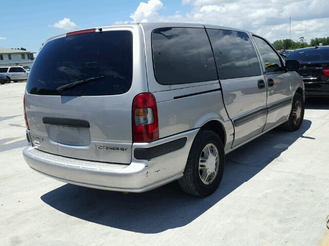 1GNDV03EX5D127744 - 2005 CHEVROLET VENTURE SILVER photo 4