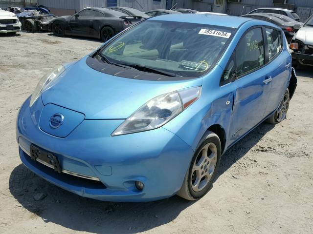 JN1AZ0CP9BT008895 - 2011 NISSAN LEAF SV BLUE photo 2