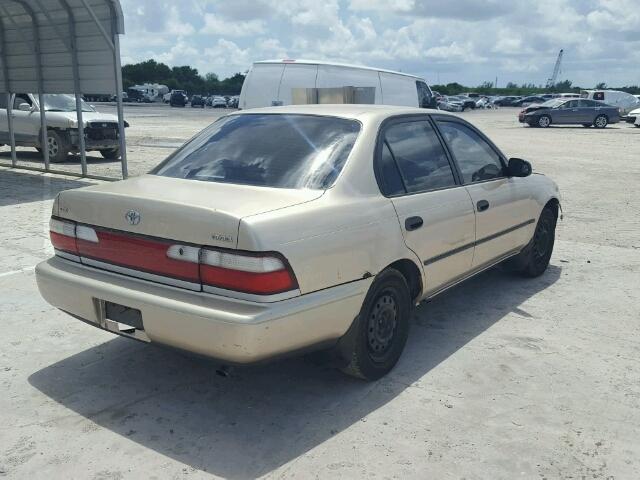 2T1BB02E9TC143891 - 1996 TOYOTA COROLLA GOLD photo 4