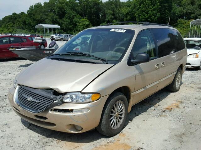 1C4GP44G2YB558859 - 2000 CHRYSLER TOWN & COU 金色 照片 2