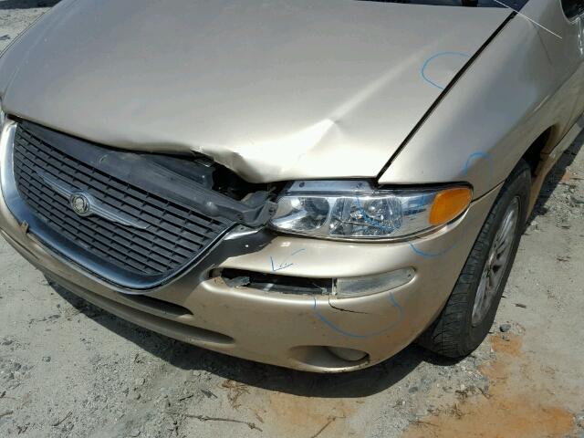 1C4GP44G2YB558859 - 2000 CHRYSLER TOWN & COU 金色 照片 9