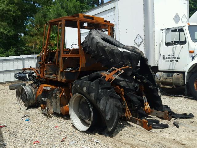 SN127205800000000 - 2012 CHAL TRACTOR BLACK photo 3