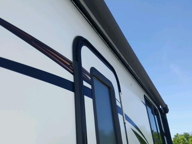 4YDT29921F1530610 - 2015 KEYSTONE SPRINTER WHITE photo 9