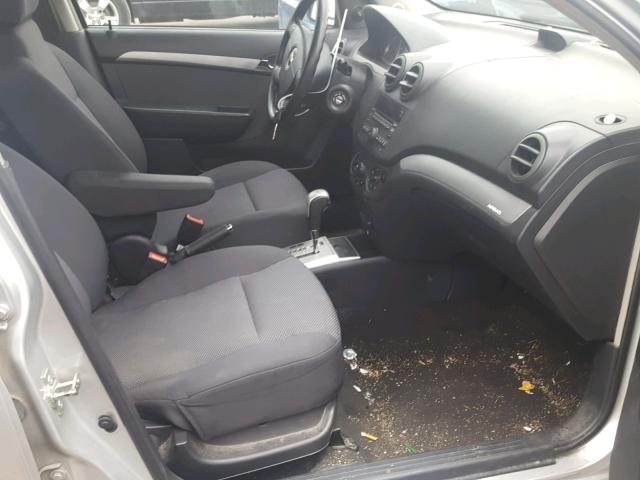 KL1TD5DE8BB229321 - 2011 CHEVROLET AVEO LS SILVER photo 5