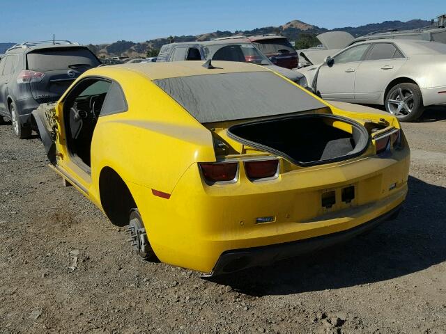 2G1FG1ED0B9109664 - 2011 CHEVROLET CAMARO LT YELLOW photo 3