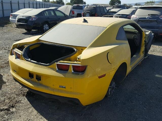 2G1FG1ED0B9109664 - 2011 CHEVROLET CAMARO LT YELLOW photo 4