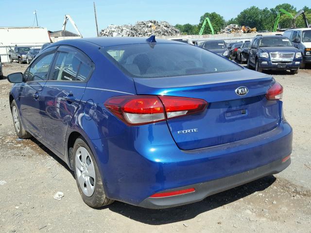 3KPFK4A74HE015059 - 2017 KIA FORTE LX BLUE photo 3