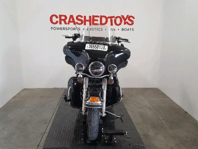 1HD1FC4188Y667725 - 2008 HARLEY-DAVIDSON FLHTCUI BLACK photo 2