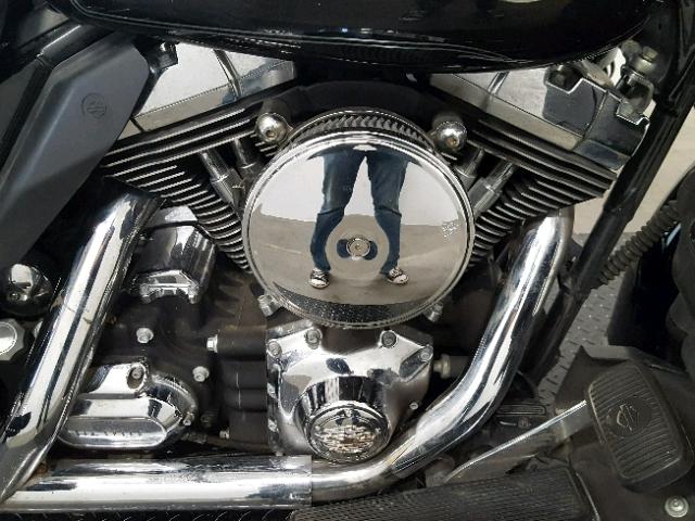 1HD1FC4188Y667725 - 2008 HARLEY-DAVIDSON FLHTCUI BLACK photo 5