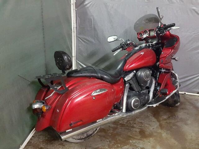 JKBVNRJ19BA002190 - 2011 KAWASAKI VN1700 J RED photo 4