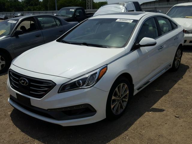 5NPE34AF6HH466053 - 2017 HYUNDAI SONATA SPO WHITE photo 2