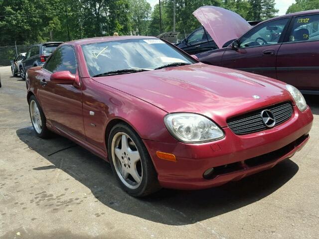 WDBKK47F7XF122025 - 1999 MERCEDES-BENZ SLK 230 KO RED photo 1