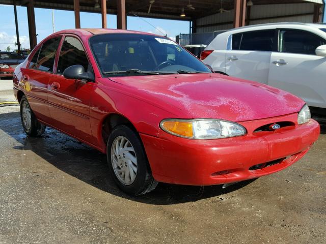 3FAFP13P82R118679 - 2002 FORD ESCORT RED photo 1