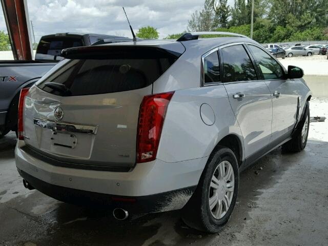 3GYFNCE32DS536814 - 2013 CADILLAC SRX SILVER photo 4