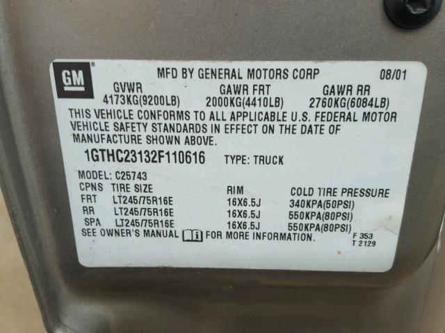 1GTHC23132F110616 - 2002 GMC SIERRA C25 TAN photo 10