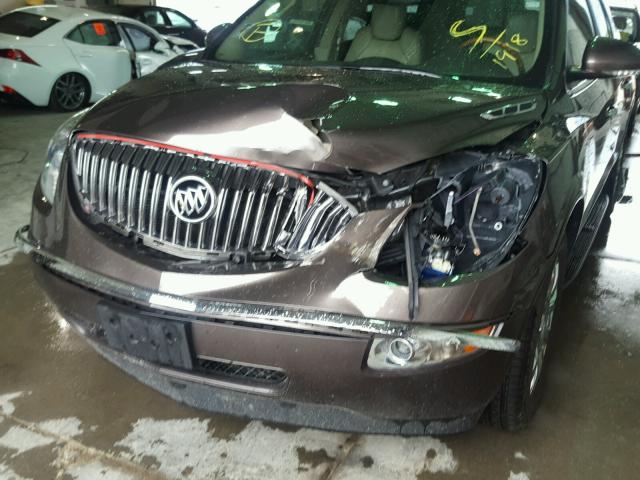 5GAKVCED7CJ201918 - 2012 BUICK ENCLAVE BROWN photo 9