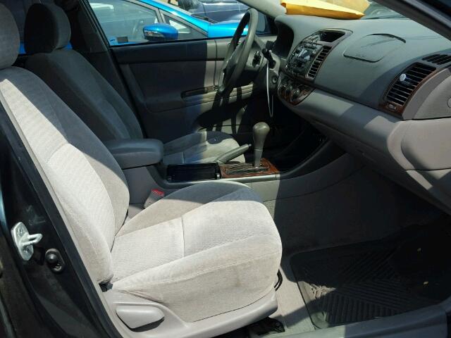 4T1BE32K62U547176 - 2002 TOYOTA CAMRY LE 绿色 照片 5