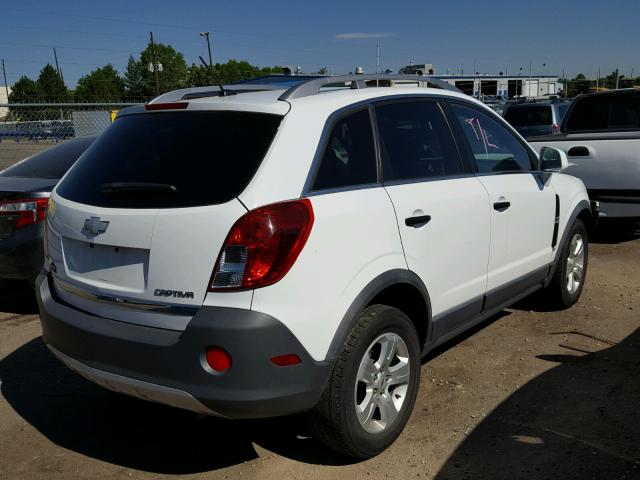 3GNAL2EK3DS537548 - 2013 CHEVROLET CAPTIVA LS WHITE photo 4