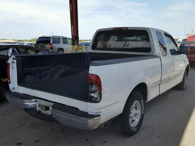 1FTZX1766WNA23135 - 1998 FORD F150 WHITE photo 4