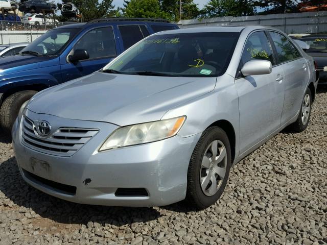 4T1BE46K27U547263 - 2007 TOYOTA CAMRY LE A SILVER photo 2