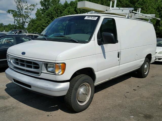 1FTNE24LXWHA82563 - 1998 FORD ECONOLINE WHITE photo 2