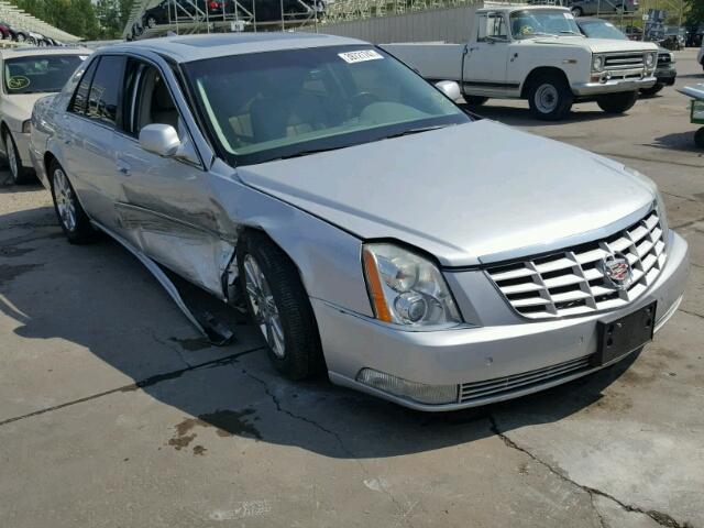 1G6KH5E68BU111793 - 2011 CADILLAC DTS PREMIU SILVER photo 1