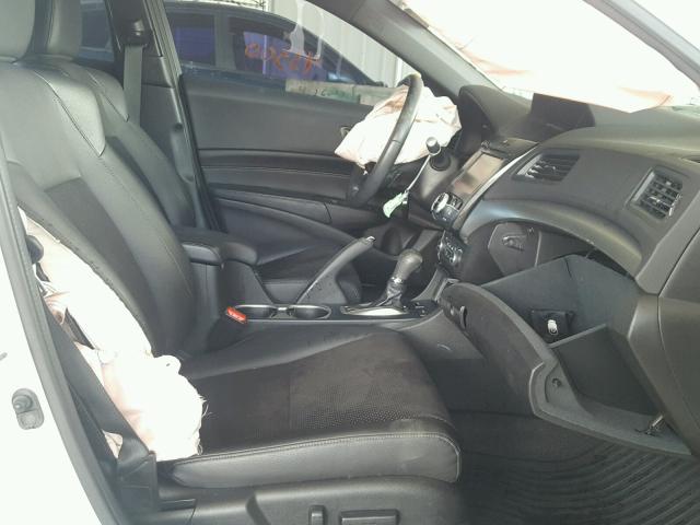 19UDE2F83GA021197 - 2016 ACURA ILX PREMIU WHITE photo 5