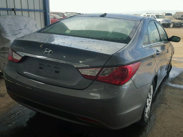 5NPEB4AC1DH555063 - 2013 HYUNDAI SONATA GLS CHARCOAL photo 4