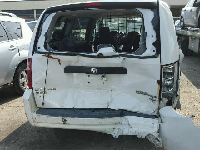 1D4HN11E89B520536 - 2009 DODGE GRAND CARA WHITE photo 9