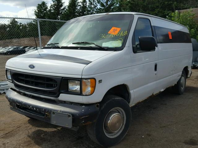 1FTNE24L81HA76057 - 2001 FORD ECONOLINE WHITE photo 2