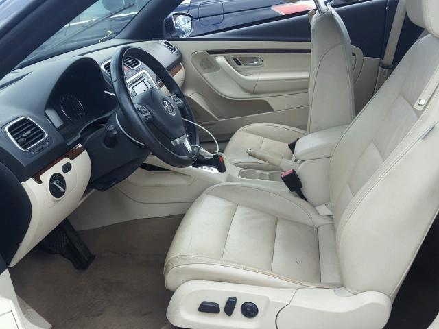 WVWFW7AH3CV020580 - 2012 VOLKSWAGEN EOS LUX 蓝色 照片 5