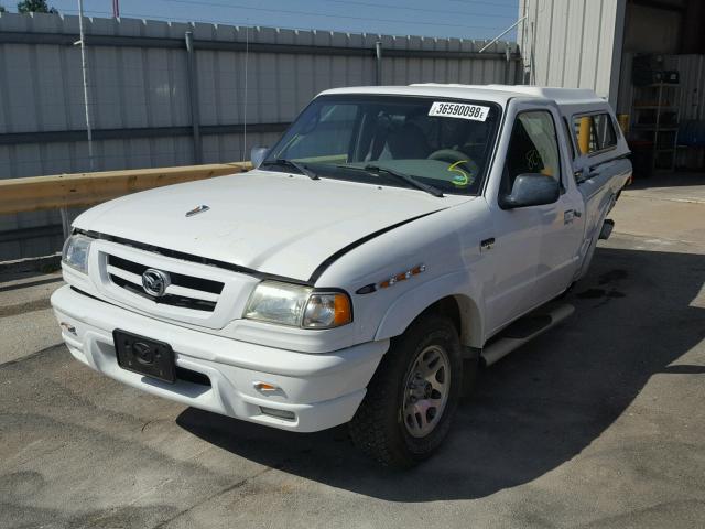 4F4YR12U12TM06134 - 2002 MAZDA B3000 WHITE photo 2