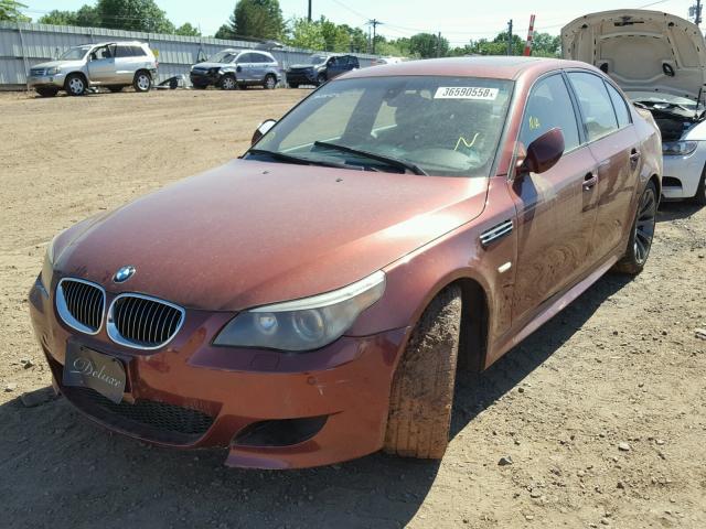 WBSNB93586B582138 - 2006 BMW M5 ORANGE photo 9