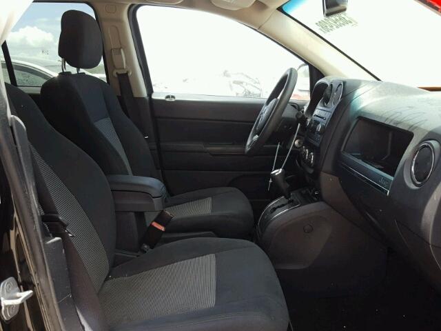 1C4NJCBA6CD500588 - 2012 JEEP COMPASS SP BLACK photo 5