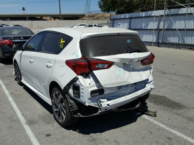 JTNKARJE7HJ552844 - 2017 TOYOTA COROLLA IM WHITE photo 3