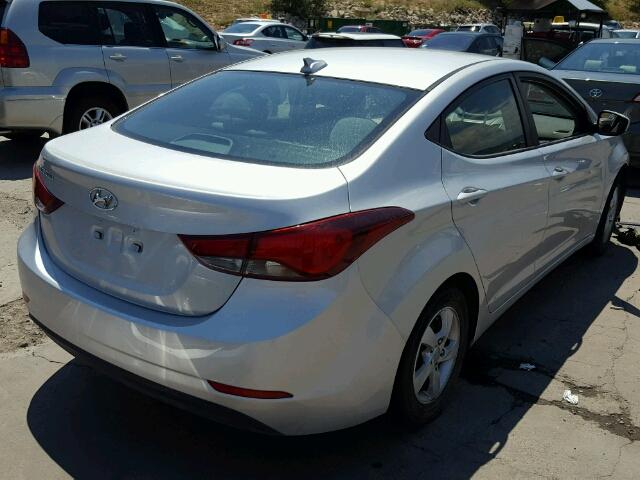 5NPDH4AEXFH649361 - 2015 HYUNDAI ELANTRA SE SILVER photo 4