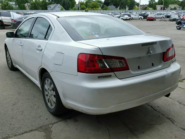 4A32B2FF0BE018205 - 2011 MITSUBISHI GALANT FE WHITE photo 3