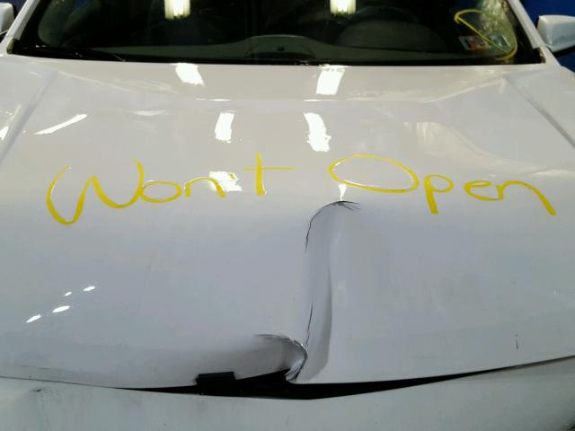 1G11C5SA3GF155026 - 2016 CHEVROLET MALIBU LIM 白色 照片 7