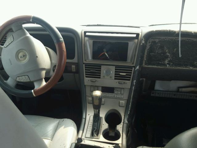 5LMEU88H15ZJ26222 - 2005 LINCOLN AVIATOR Qara foto 9