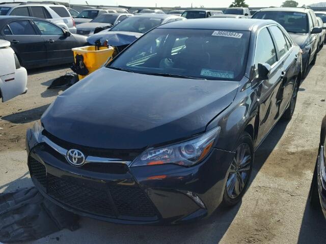 4T1BF1FK8FU972822 - 2015 TOYOTA CAMRY LE BLACK photo 2