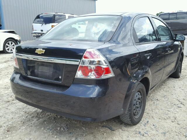 KL1TD56E99B395080 - 2009 CHEVROLET AVEO LS BLACK photo 4