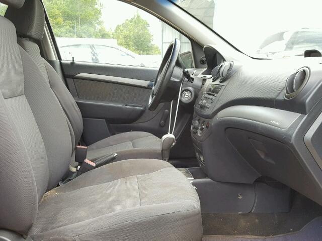 KL1TD56E99B395080 - 2009 CHEVROLET AVEO LS BLACK photo 5