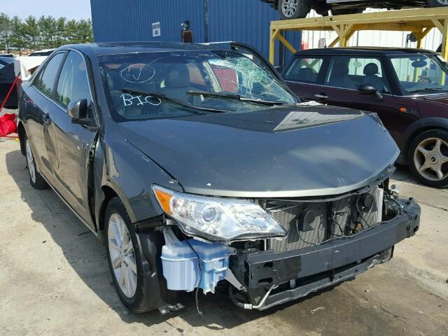 4T4BF1FKXER418959 - 2014 TOYOTA CAMRY L/SE GRAY photo 1