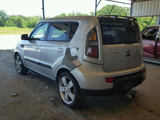 KNDJT2A26A7046450 - 2010 KIA SOUL + SILVER photo 3