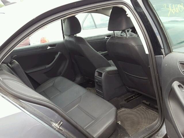 3VWDX7AJ4CM399703 - 2012 VOLKSWAGEN JETTA SE 灰色 照片 6