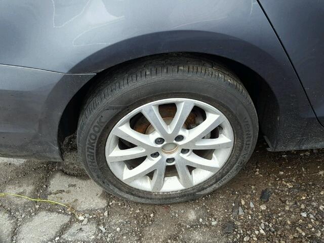 3VWDX7AJ4CM399703 - 2012 VOLKSWAGEN JETTA SE 灰色 照片 9