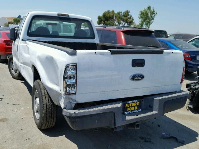 1FTNF20528ED53883 - 2008 FORD F250 SUPER WHITE photo 3