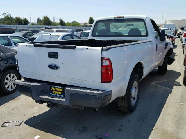 1FTNF20528ED53883 - 2008 FORD F250 SUPER WHITE photo 4