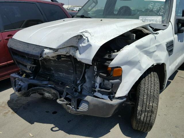 1FTNF20528ED53883 - 2008 FORD F250 SUPER WHITE photo 9